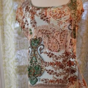 Stylish embellished gold/green. Sheer cap sleeve